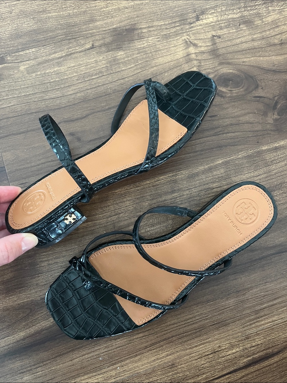 Tory Burch Brooke Square Tow Black/Green Croc-Embossed Sandal with 1” Heel